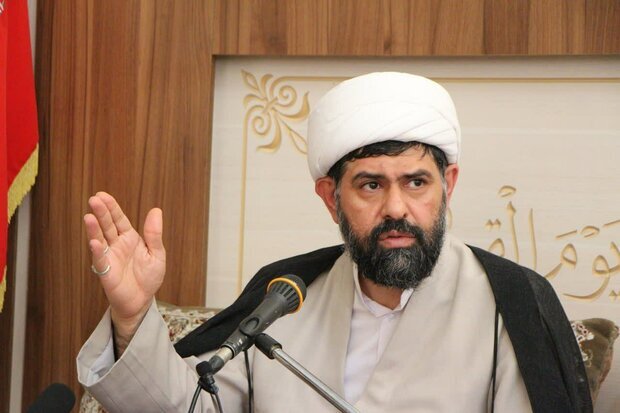 الزامات تبدیل هر مسجد به یک پایگاه قرآنی/ فعالیت‌های دانش بنیان و فعالان قرآنی حمایت شوند