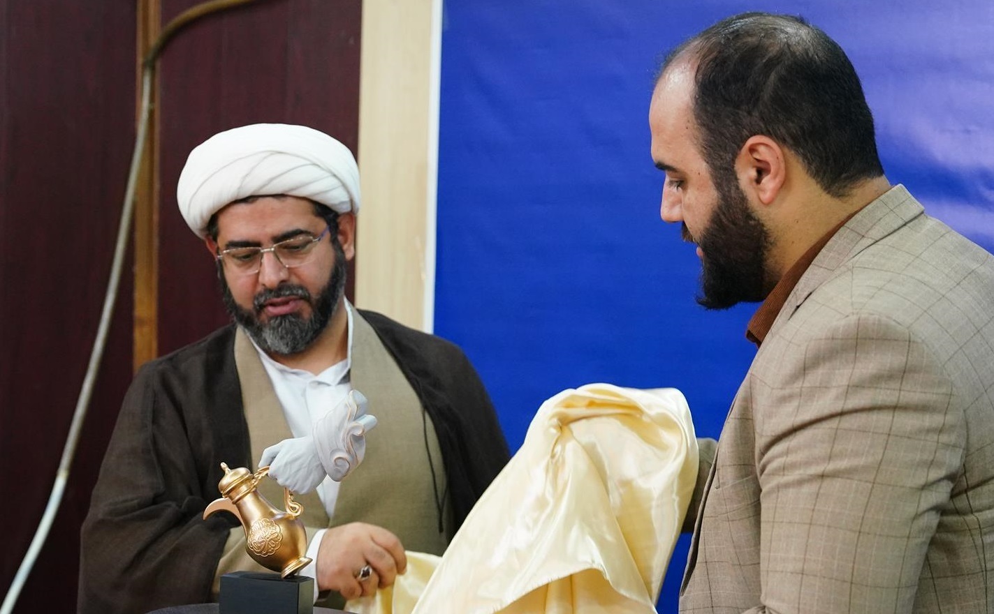 ارسال 2000 اثر به دبیرخانه سوگواره «پایتخت موکبها» ارسال 2000 اثر به دبیرخانه سوگواره «پایتخت موکبها»