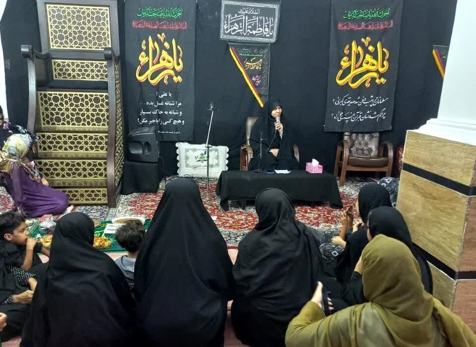 دوره تربیت فرزند با محوریت قرآن ویژه بانوان در روستای بستانه برگزار شد