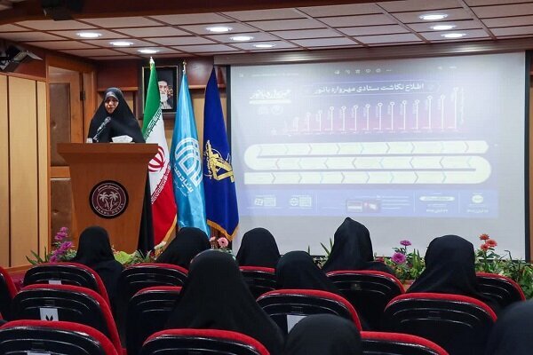 مهمترین مسئله امروز جامعه خانواده است مهمترین مسئله امروز جامعه خانواده است