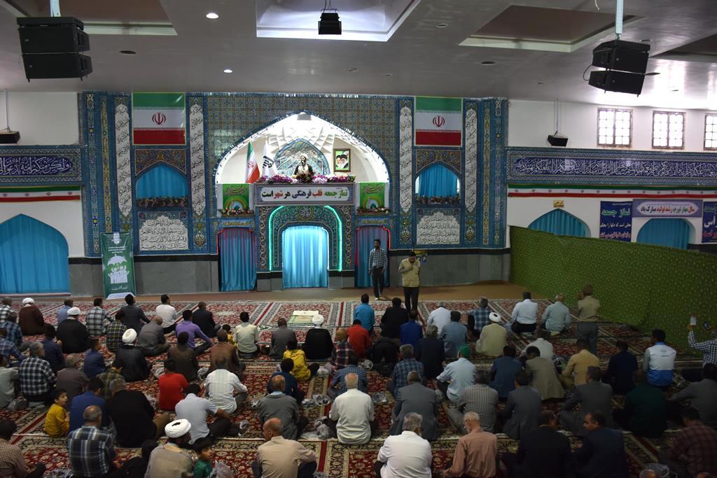 به سمت و سویی حرکت کنیم که هر خانواده بهعنوان یک سنگر جهاد تبیین باشد به سمت و سویی حرکت کنیم که هر خانواده بهعنوان یک سنگر جهاد تبیین باشد