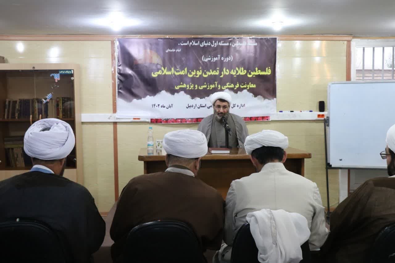 قدس و فلسطین مسئله اخرالزمانی در تبیین حق و باطل است قدس و فلسطین مسئله اخرالزمانی در تبیین حق و باطل است