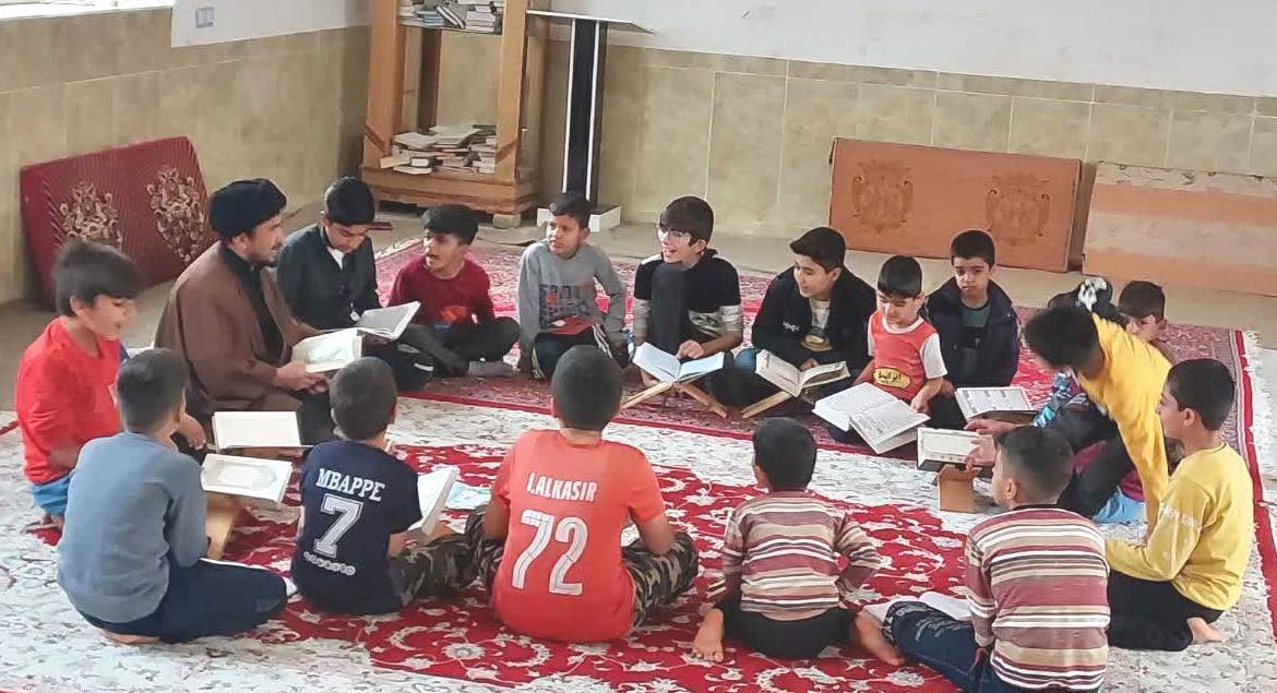 شروع فعالیتهای مبلغین اعزامی فاطمیه درمدارس ومحلات شهرستان دره شهر شروع فعالیتهای مبلغین اعزامی فاطمیه درمدارس ومحلات شهرستان دره شهر