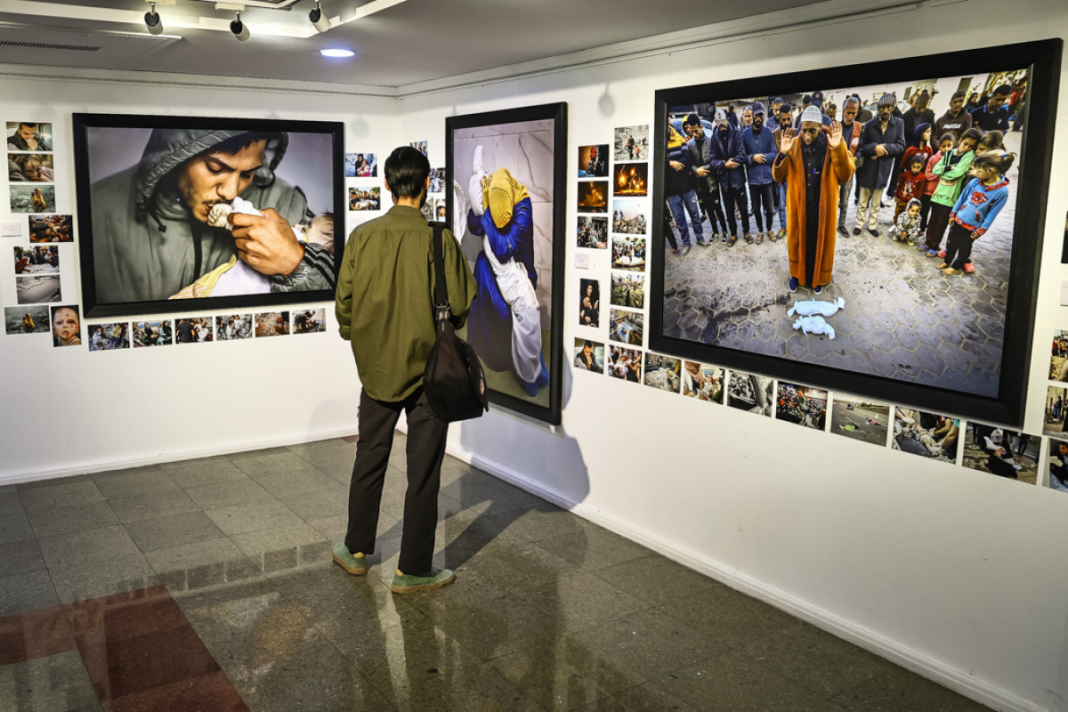افتتاح نمایشگاه عکس با طوفان الاقصی
