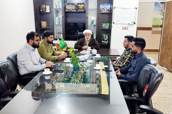 نشست هم‌اندیشی اعضای کانون مداحان شهرستان باوی برگزار شد