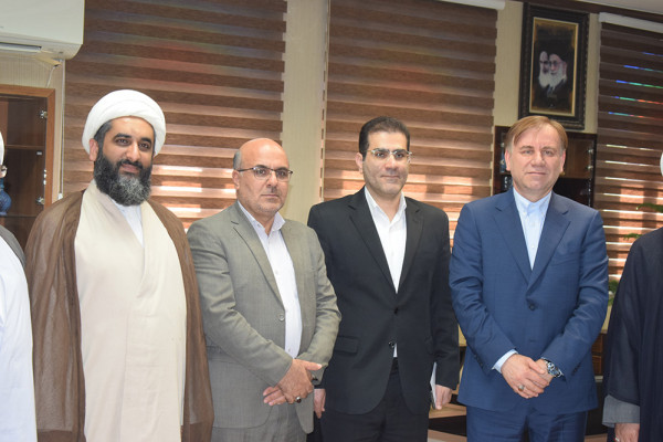 دیدار اعضای هیئت رئیسه شورای هیئات مذهبی کشور با استاندار بوشهر
