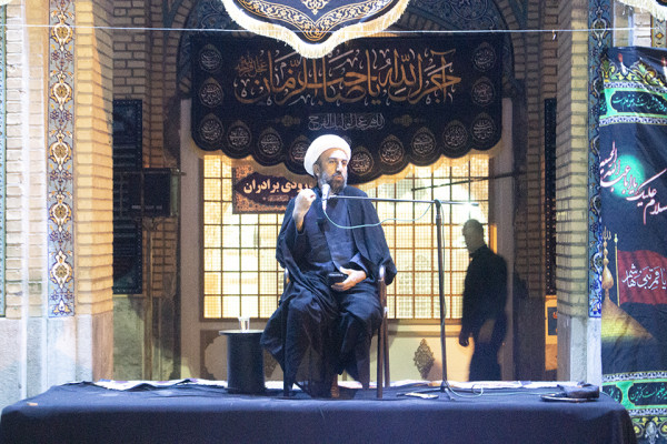 هدف دشمن، نابودی اسلام و تمدن اسلامی است