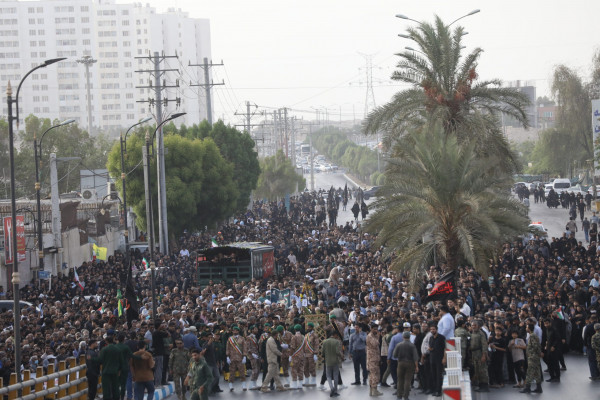تشییع پیکر مطهر شهید «سعید آذربادگان» در بندرعباس
