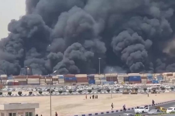 برگزاری دعای توسل در مساجد آبدانان، گرامیداشت حادثه دیدگان بندر شهید رجایی