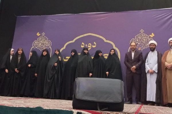 بحران هویت؛ چالش اصلی زنان در جامعه امروز است