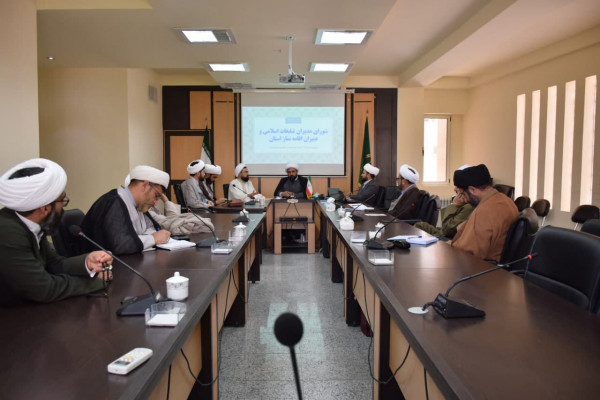 نشست مدیرکل تبلیغات اسلامی استان سمنان با دبیر ستاد اقامه نماز استان برگزار شد