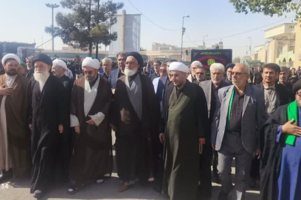 حضور باشکوه هیئات مذهبی مشهد در حرم حضرت معصومه(س)