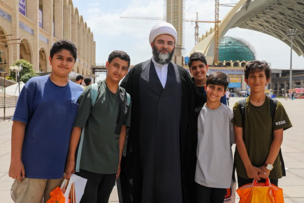  اگر نوجوان مهم است، نباید در عمل بین کودکی و بزرگسالی معلق بماند!