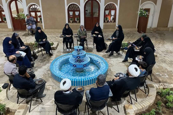 مدیر مرکز راهبری و هم‌آهنگی بانوان سازمان تبلیغات اسلامی به سمنان سفر کرد