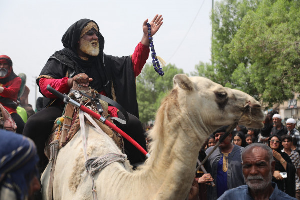 «شیر و کُتل» رسم ۴۰۰ ساله مینابی‌ها در روز عاشورا