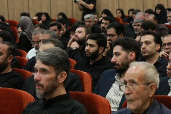 اختتامیه دومین سوگواره ملی شعر آئینی «در حریر حرم» برگزار شد