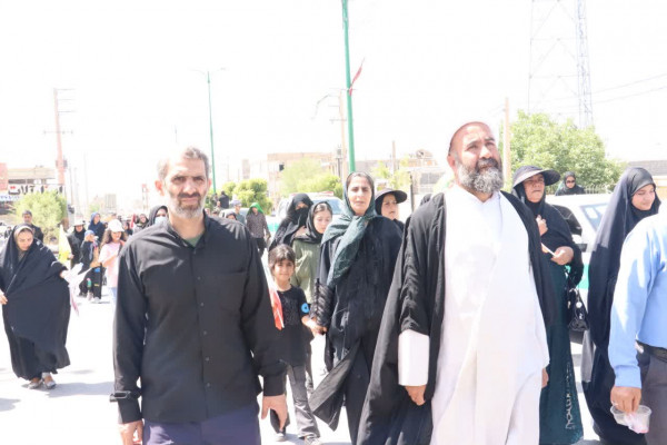 مراسم پیاده روی جاماندگان اربعین در یاسوج برگزار شد