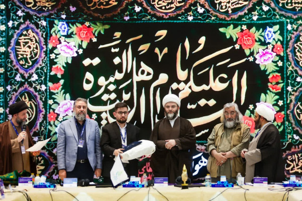“Mehrvareh Havaye No”：表彰宗教社团的活动