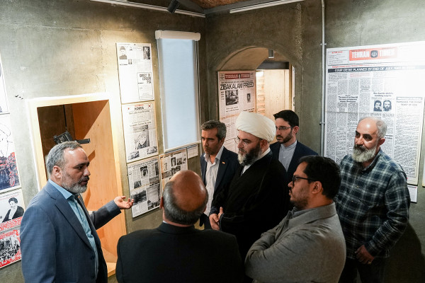 صحيفة طهران تايمز تحتفل بمرور ۴۶ عامًا