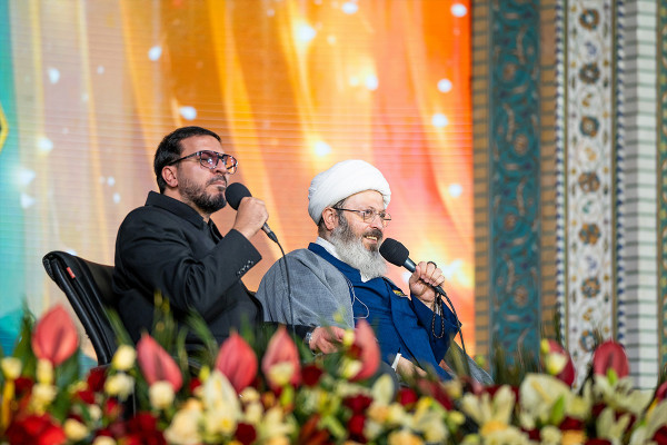 دنیا کی سب سے بڑی قرآنی محفل مشہد میں