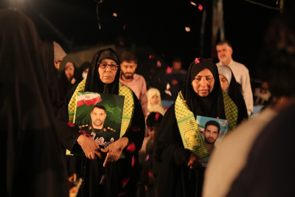 اجتماع نصر با حضور یاران صمود و خانواده شهدای لبنانی در ناو شهید رودکی