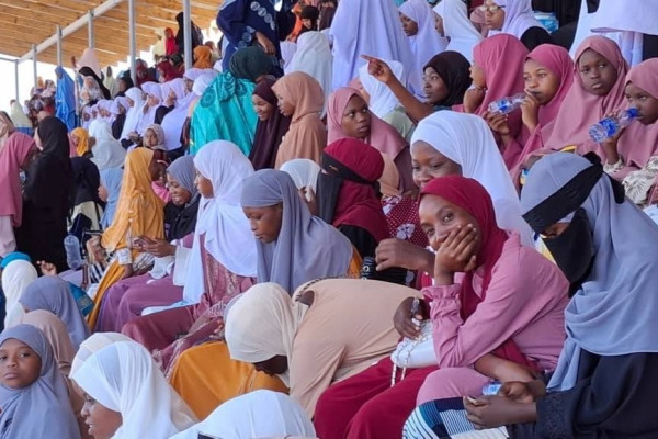 “Mahfel” TV Program: Quranic Celebrations in Iran and Around the World