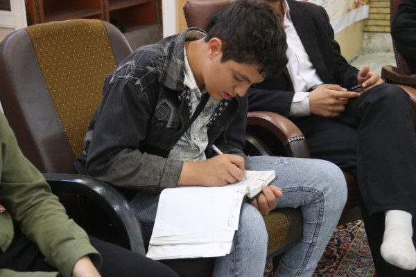 نوجوانان ، هویت تاریخی ایران اسلامی را روایت کردند