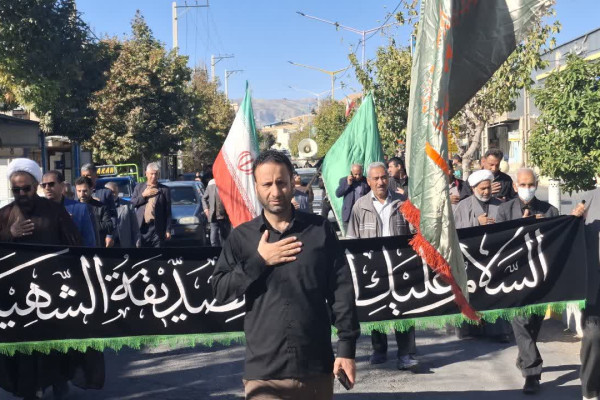 دسته روی عزاداران فاطمی در شهرستان بدره