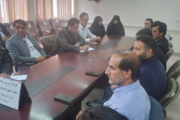 برگزاری کارگاه آموزشی تبیینی ( جهاد تبیین) در سالن اجتماعات بخشداری بخش ماژین شهرستان دره‌شهر