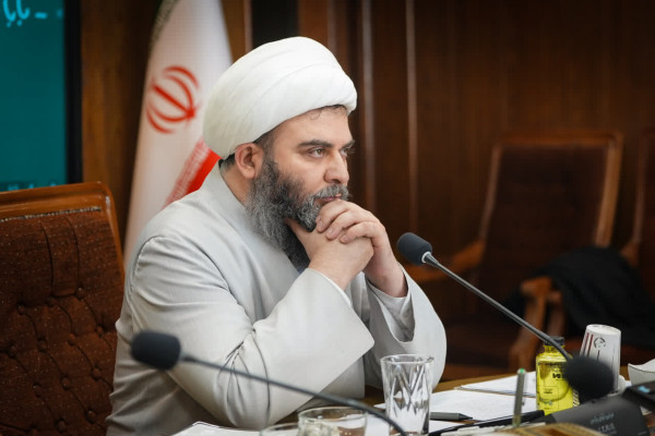 به زودی شمشیر حق بر فرق دشمن فرود می‌آید