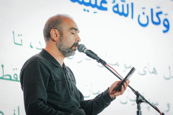 برای این خاک مقدس ، برای ایران ، تا اخرین نفس ، مقاومت کنید ...