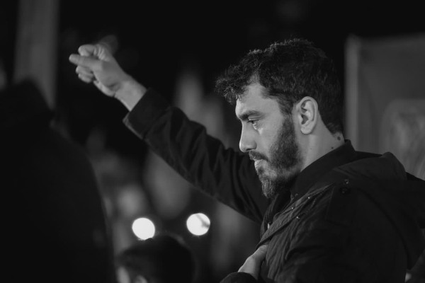 برای این خاک مقدس ، برای ایران ، تا اخرین نفس ، مقاومت کنید ...