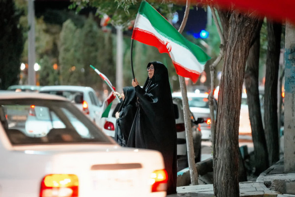 شیفت شب میدان خیابان با مردم است.