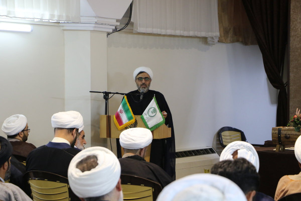 سخنرانی حجت الاسلام و المسلمین عزت زمانی معاون محترم فرهنگی و حجه الاسلام و المسلمین روحانی