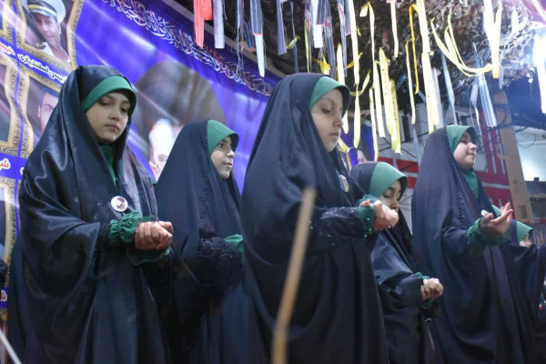 قروه میزبان بیرق و خدام حرم مطهر رضوی شد