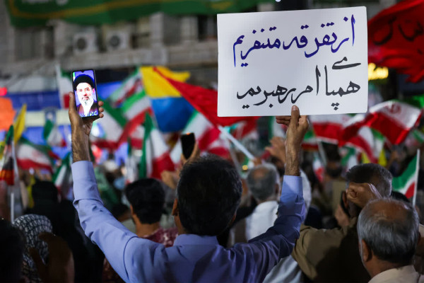 تجمع حماسی مردم بوشهر در حمایت از نظام اسلامی و رهبر معظم انقلاب