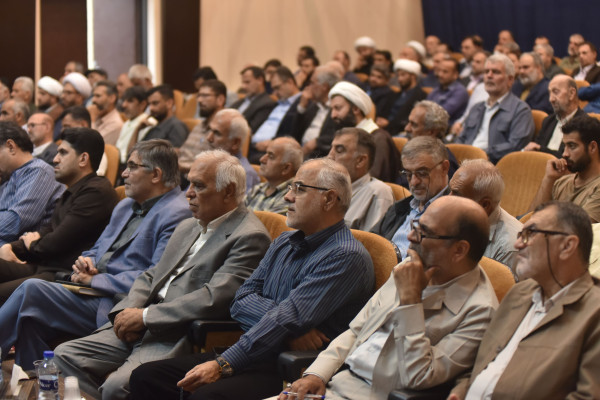 نشست تحلیلی تحولات منطقه و جهان با حضور جمعی از نخبگان فرهنگی؛