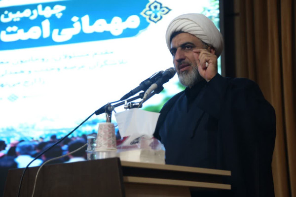 آیین تجلیل از عوامل و دست‌اندرکاران چهارمین دوره جشن بزرگ «مهمانی امت احمد(ص)» در کردستان