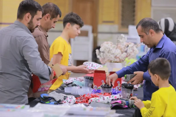 مهر با ۵۵۰ بسته آموزشی به خانه دانش‌آموزان زنجانی رسید