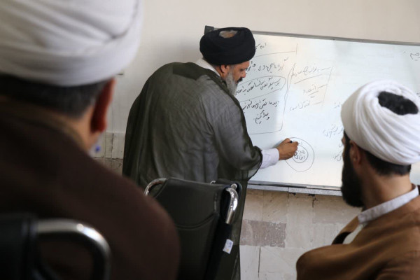 برنامه ریزی و بررسی مراحل  عملیاتی سازی طرح « انسان کبیر » در سطح شهرستانهای استان تهران
