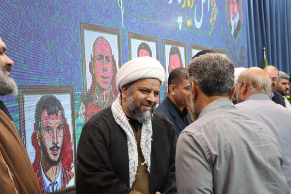 تجلیل از خانواده های شهدا | شاهدان قیام | نویسندگان و هنرمندان قیام ۱۵ خرداد