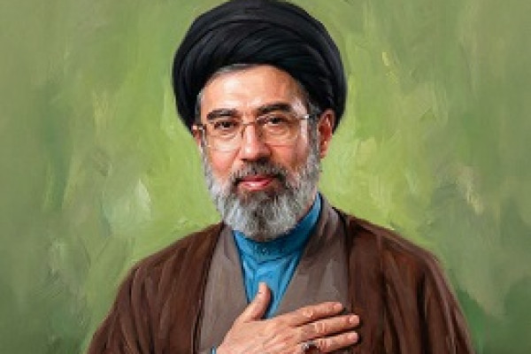 جایگاه رفیع علمی واجتهاد، تقوا وساده زیستی،دشمن شناسی ،شجاعت انقلابی از جمله فضایل رهبر معظم انقلاب اسلامی است