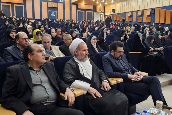 آئین اختتامیه جشنواره وقارلی قیزلار در اردبیل